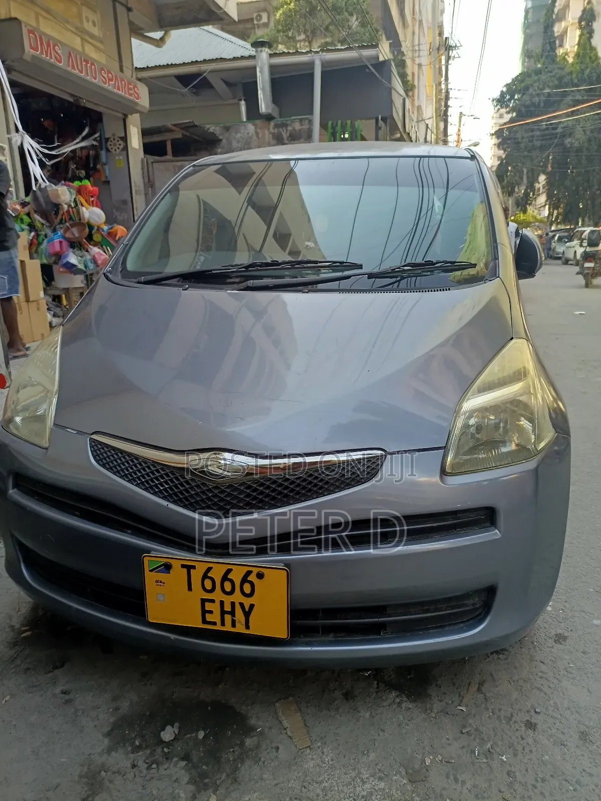 Toyota Ractis 2017 Gray