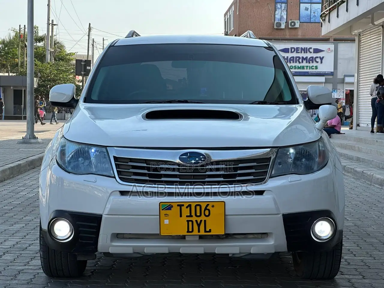 Subaru Forester 2009 White
