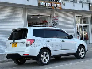 Subaru Forester 2009 White