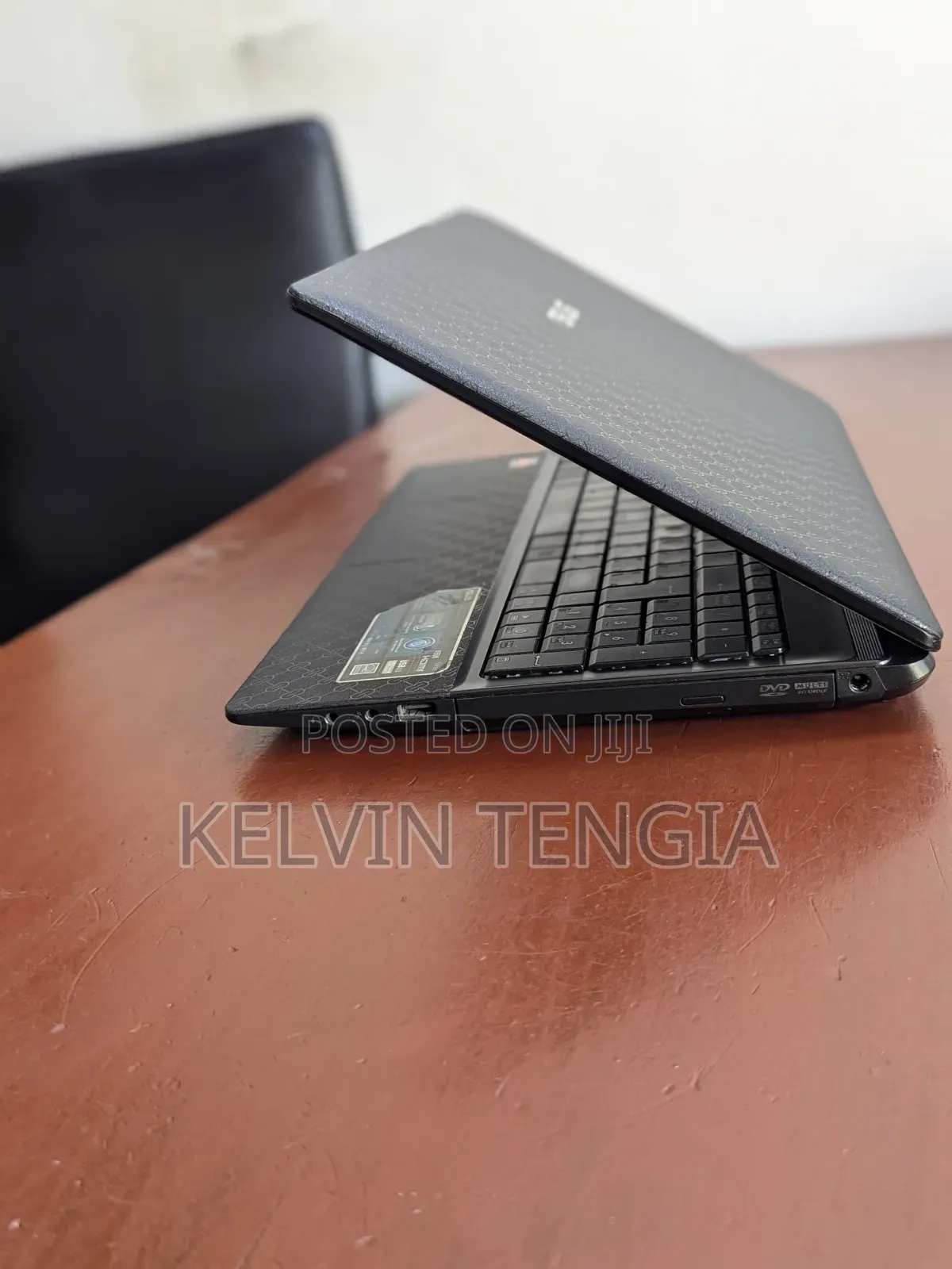 Laptop Asus K55N 8GB AMD HDD 750GB