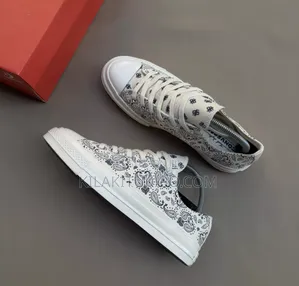 Snoop Dog Converse Short