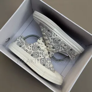 Snoop Dog Converse Short