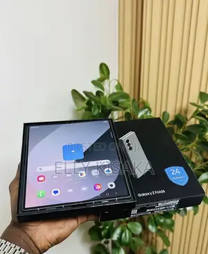 New Samsung Galaxy Z Fold6 256 GB Black