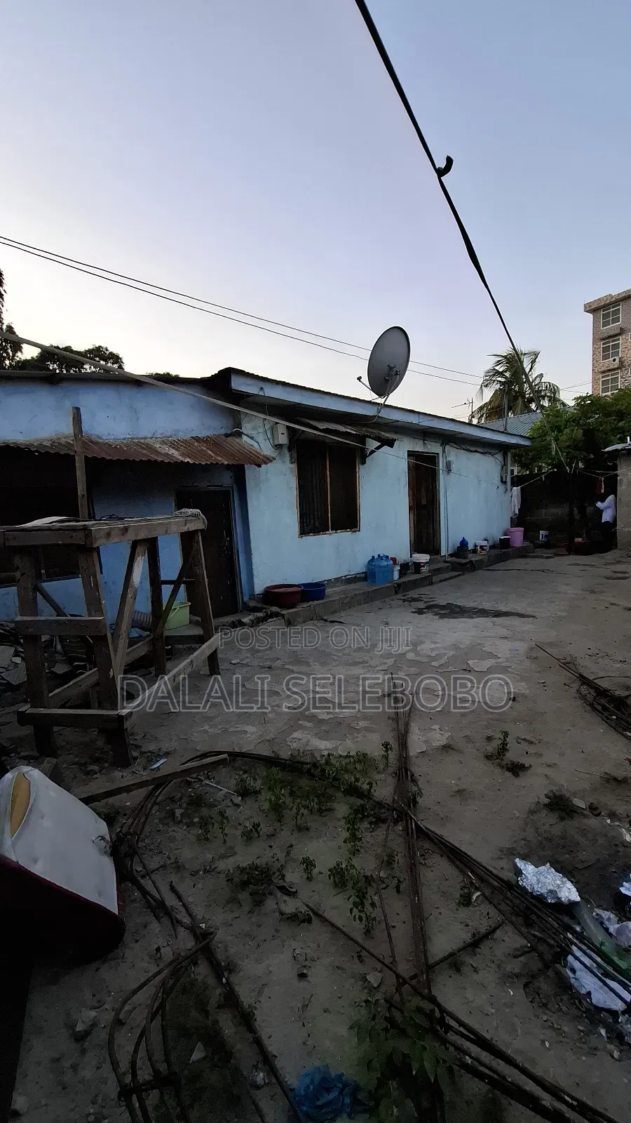 10bdrm Bungalow in Makumbusho Bus Stop, Kinondoni for sale