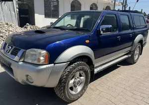 Nissan Navara 2003 Blue