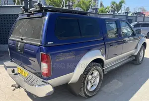 Nissan Navara 2003 Blue