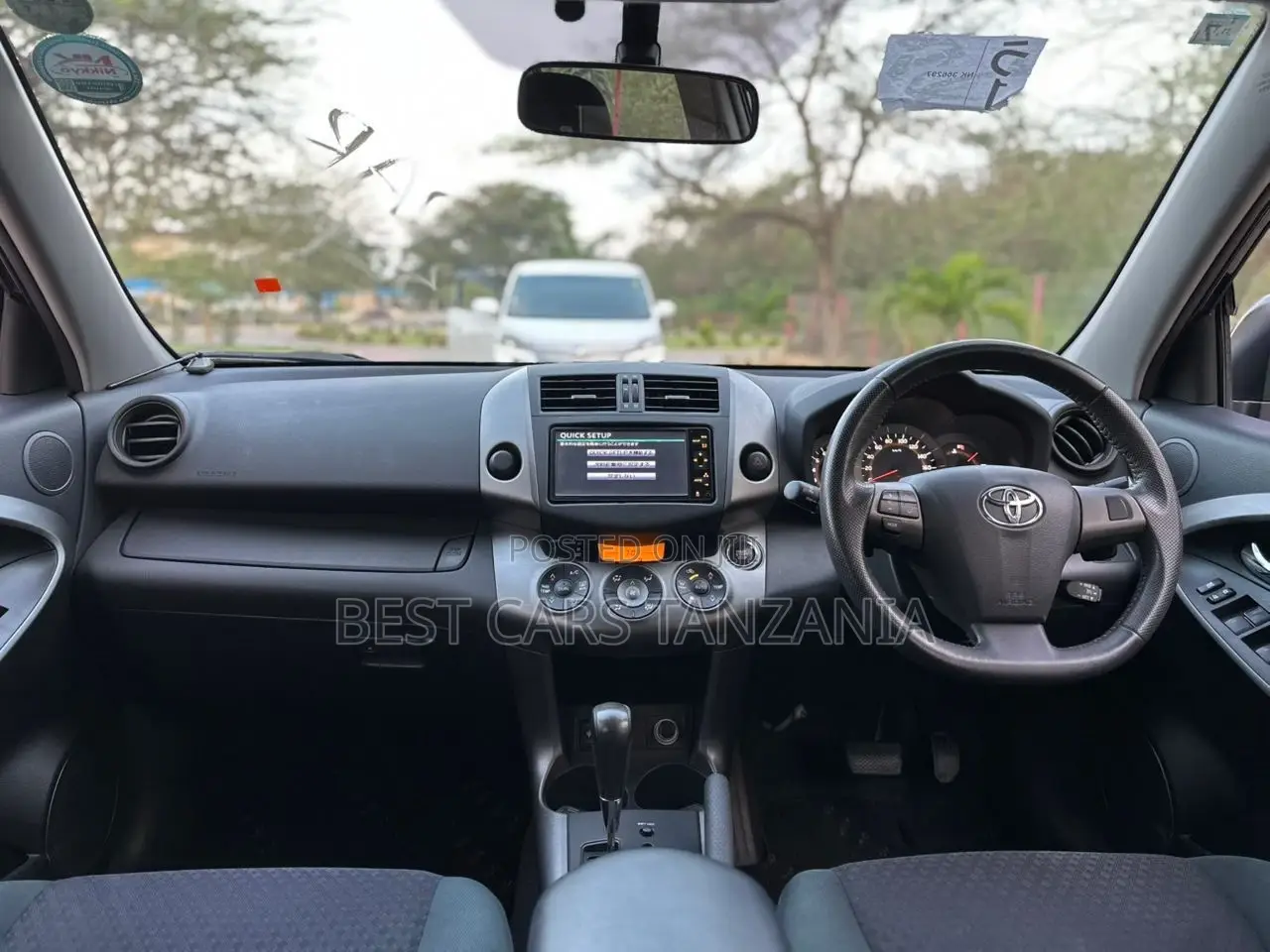 Toyota Vanguard 2012 Black