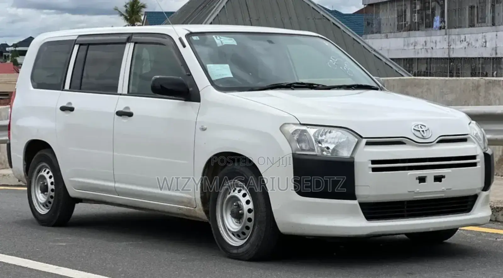 Toyota Probox 2016 Off white