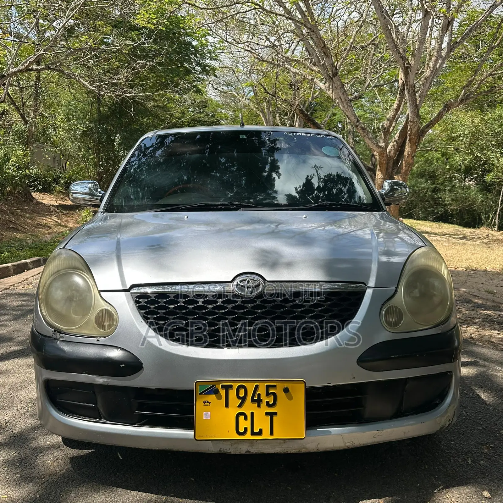 Toyota Duet 2004 Silver