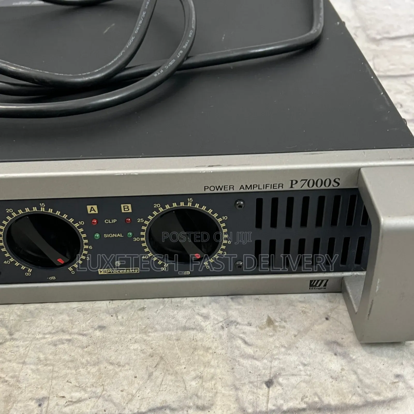 Yamaha P7000s Power Amplifier