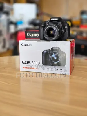 Canon Eos 600d Digital Camera With 18-55mm