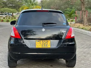 Suzuki Swift 2010 Black