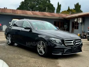 Mercedes-Benz E250 2015 Black