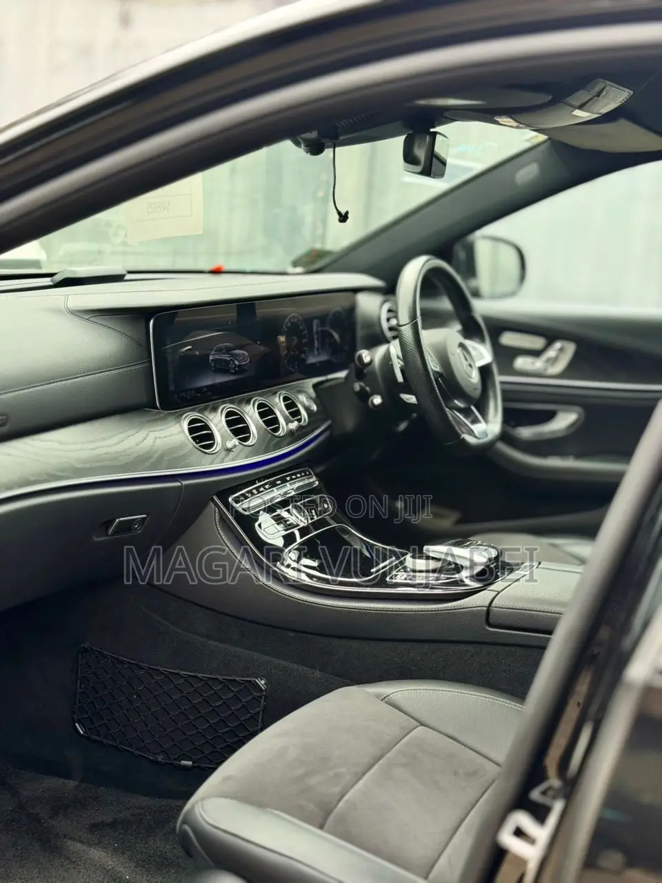 Mercedes-Benz E250 2015 Black