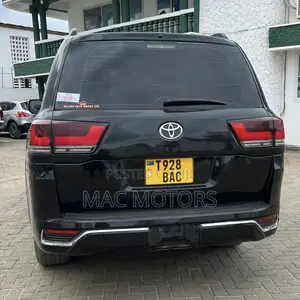 Toyota Land Cruiser 2022 Black