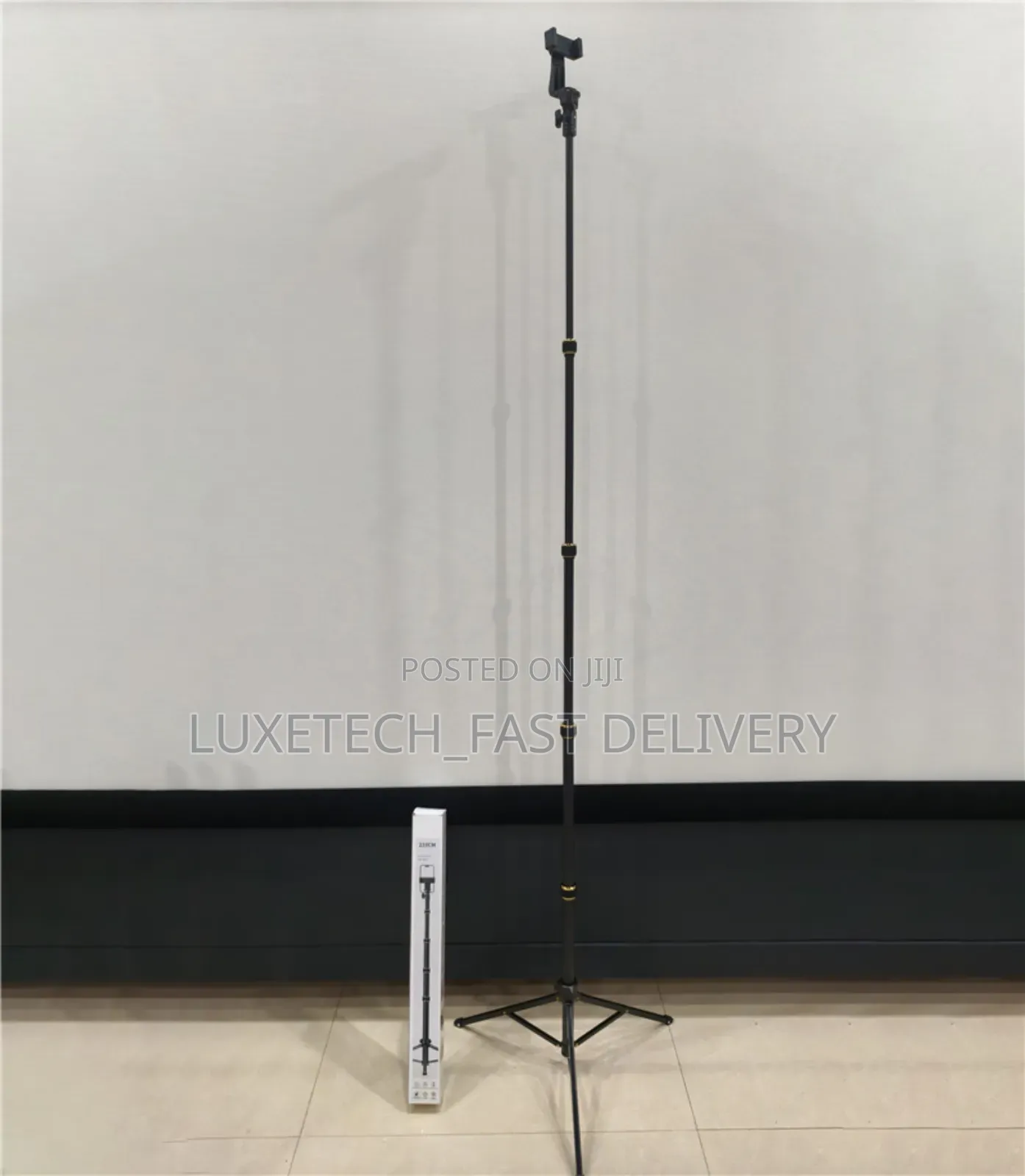 2-in-1 Smartphone Tripod Stand + Selfie Stick