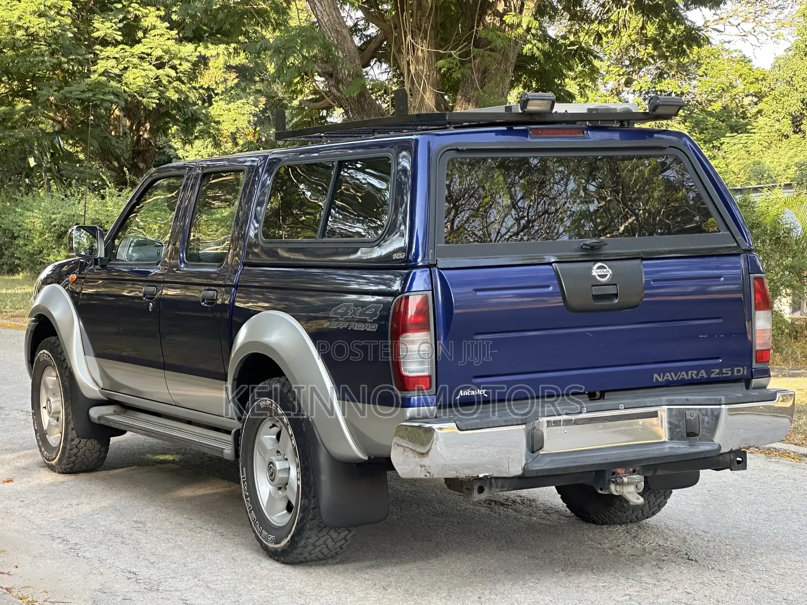 Nissan Navara 2003 Blue