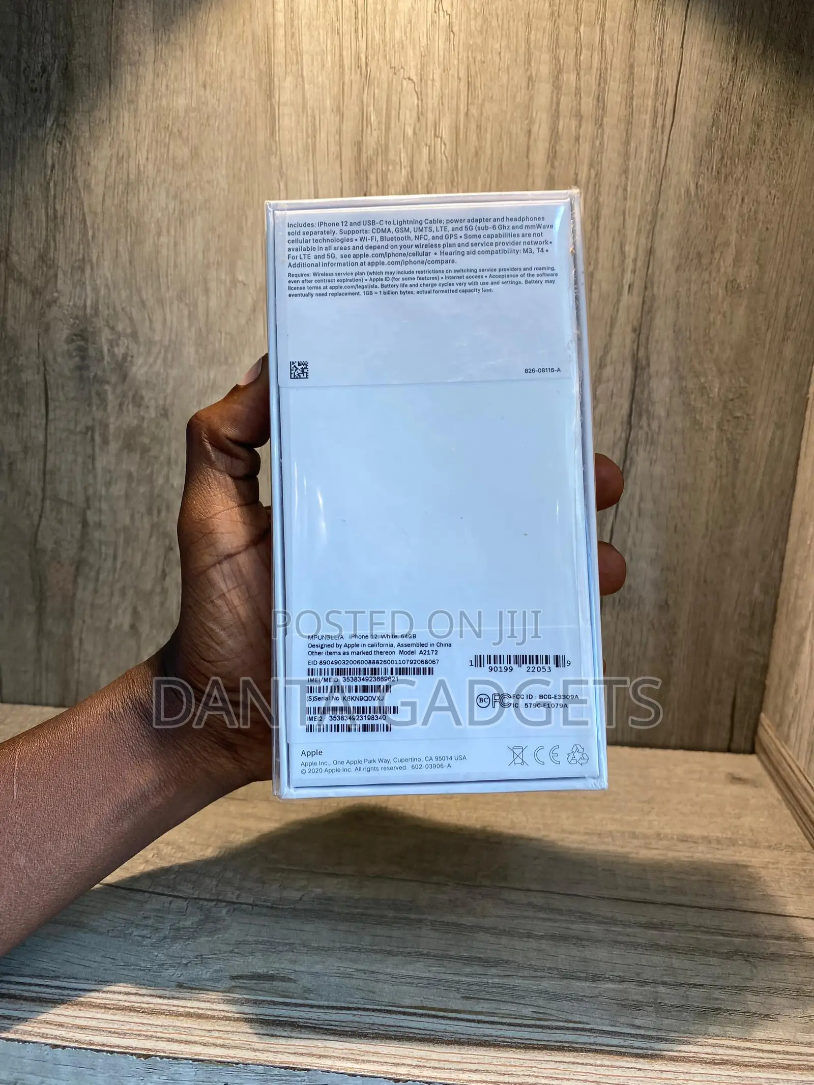 New Apple iPhone 12 64 GB Blue