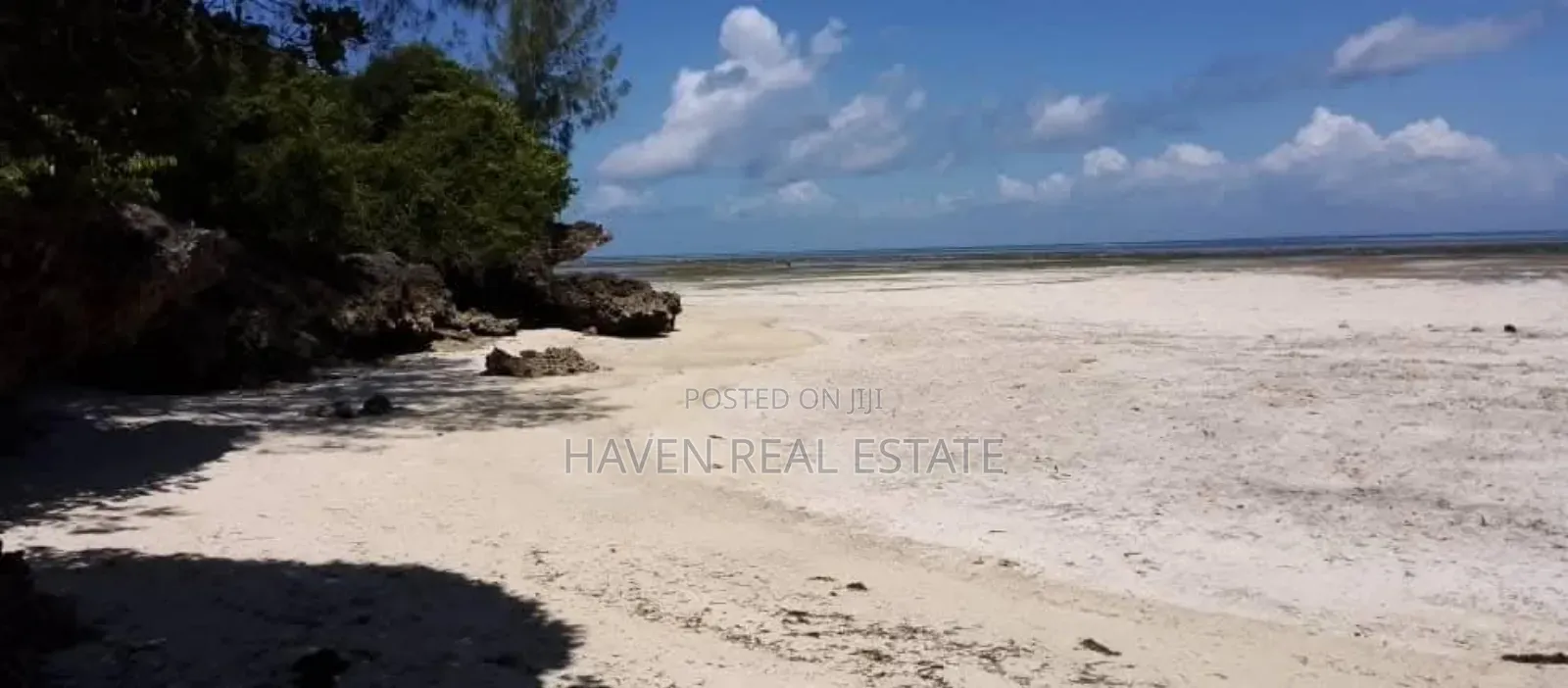 80,000sqmt Beach Plot for Sale at Zanzibar