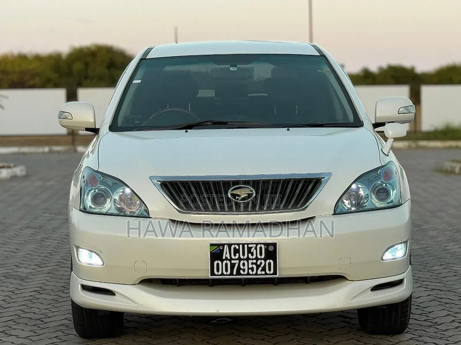 Toyota Harrier 2008 White