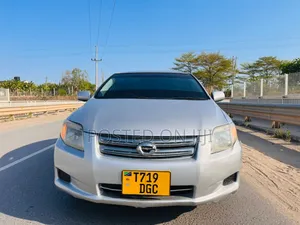 Toyota Axio 2019 Silver