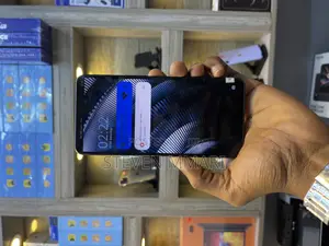 New Sharp Aquos R7 256 GB Black