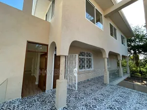 Office Block for Rent at Oyster Bay