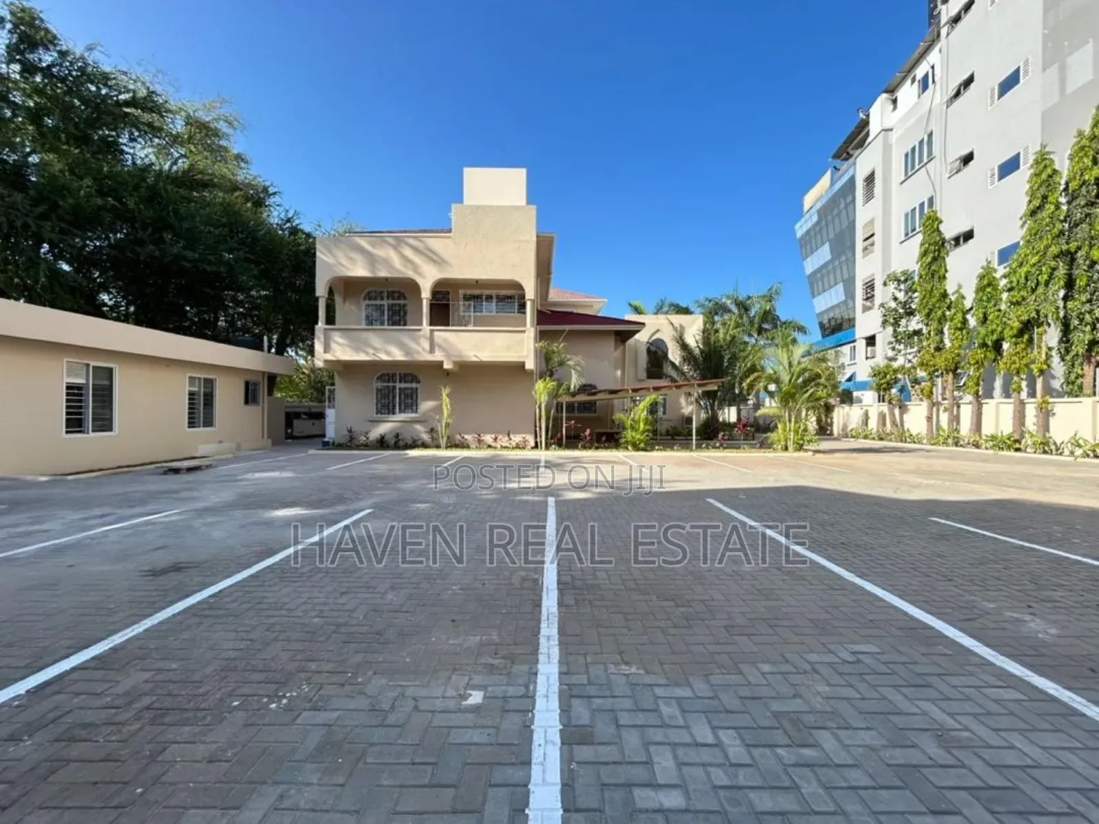 Office Block for Rent at Oyster Bay