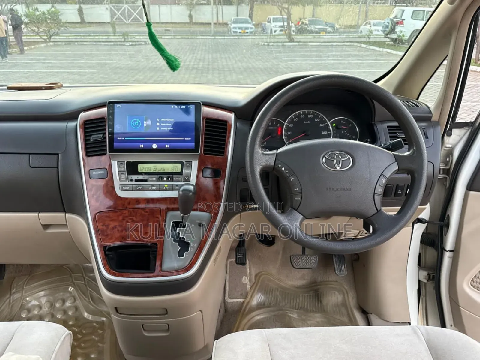 Toyota Alphard 2004 White