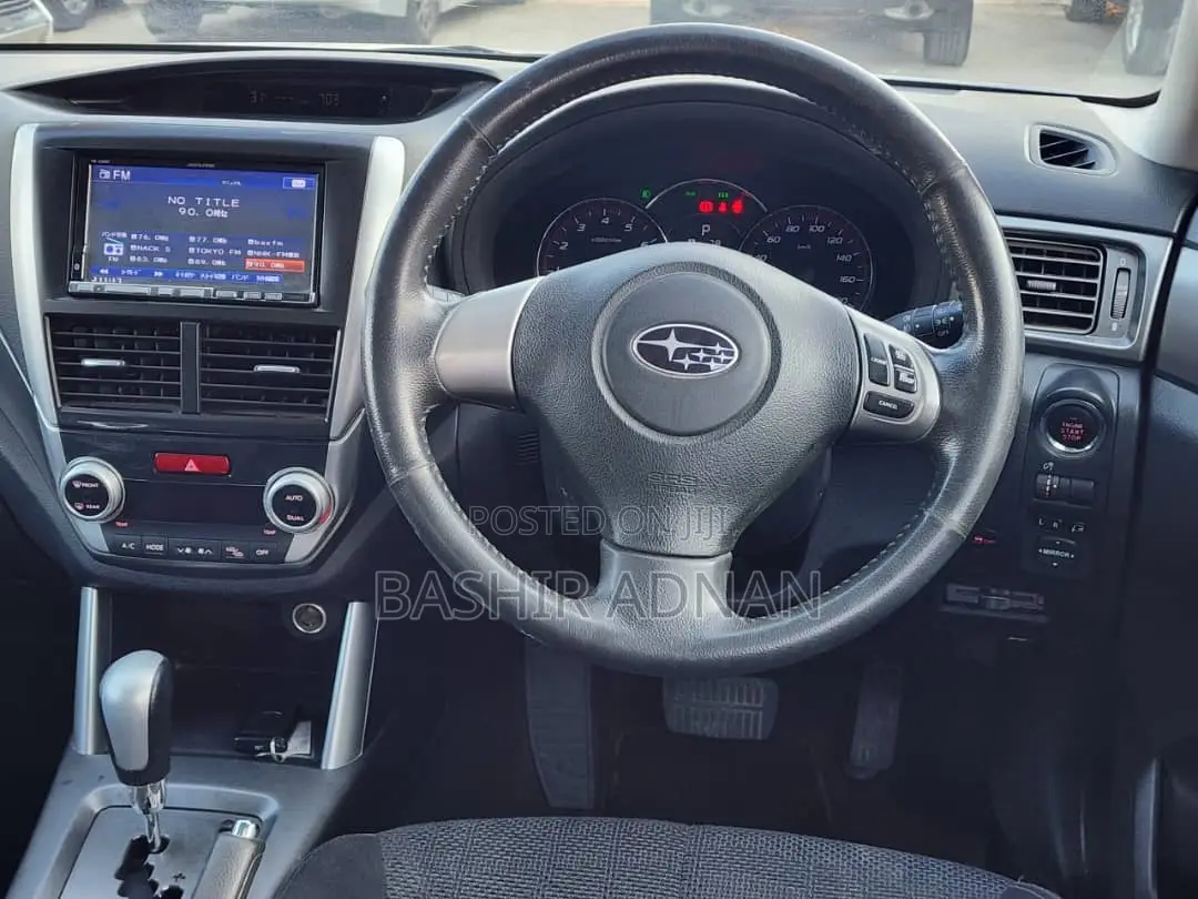 Subaru Forester 2011 Silver
