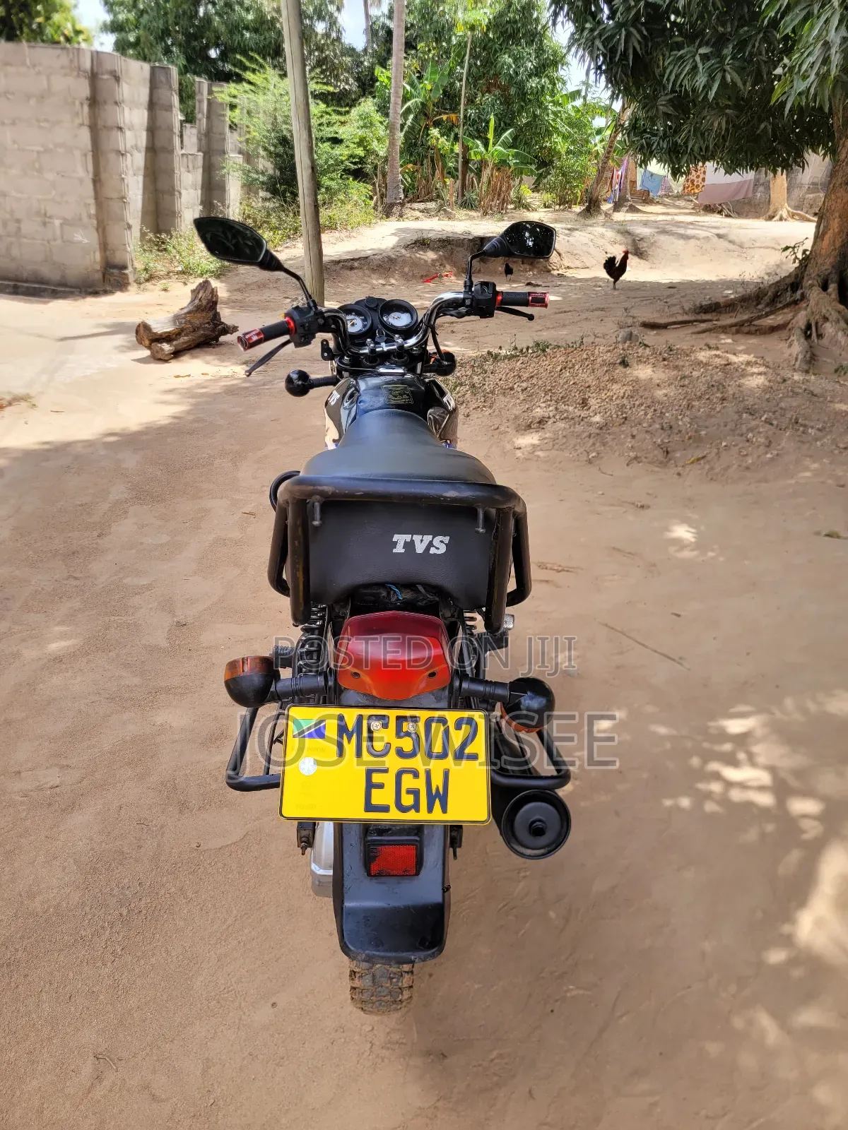 TVS HLX 125 2025 Black