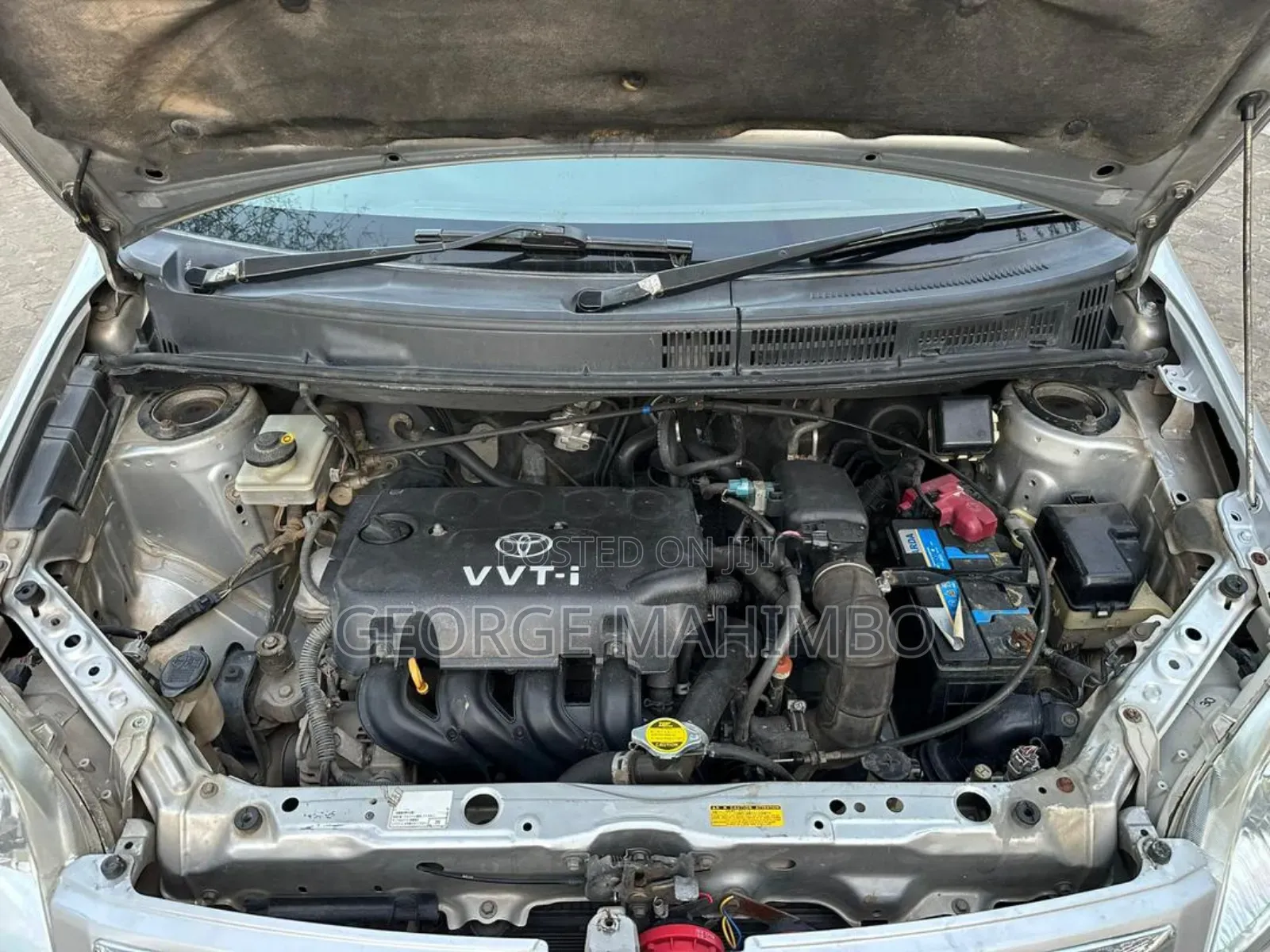 Toyota Raum 2005 Silver
