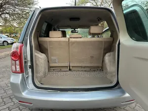 Toyota Raum 2005 Silver