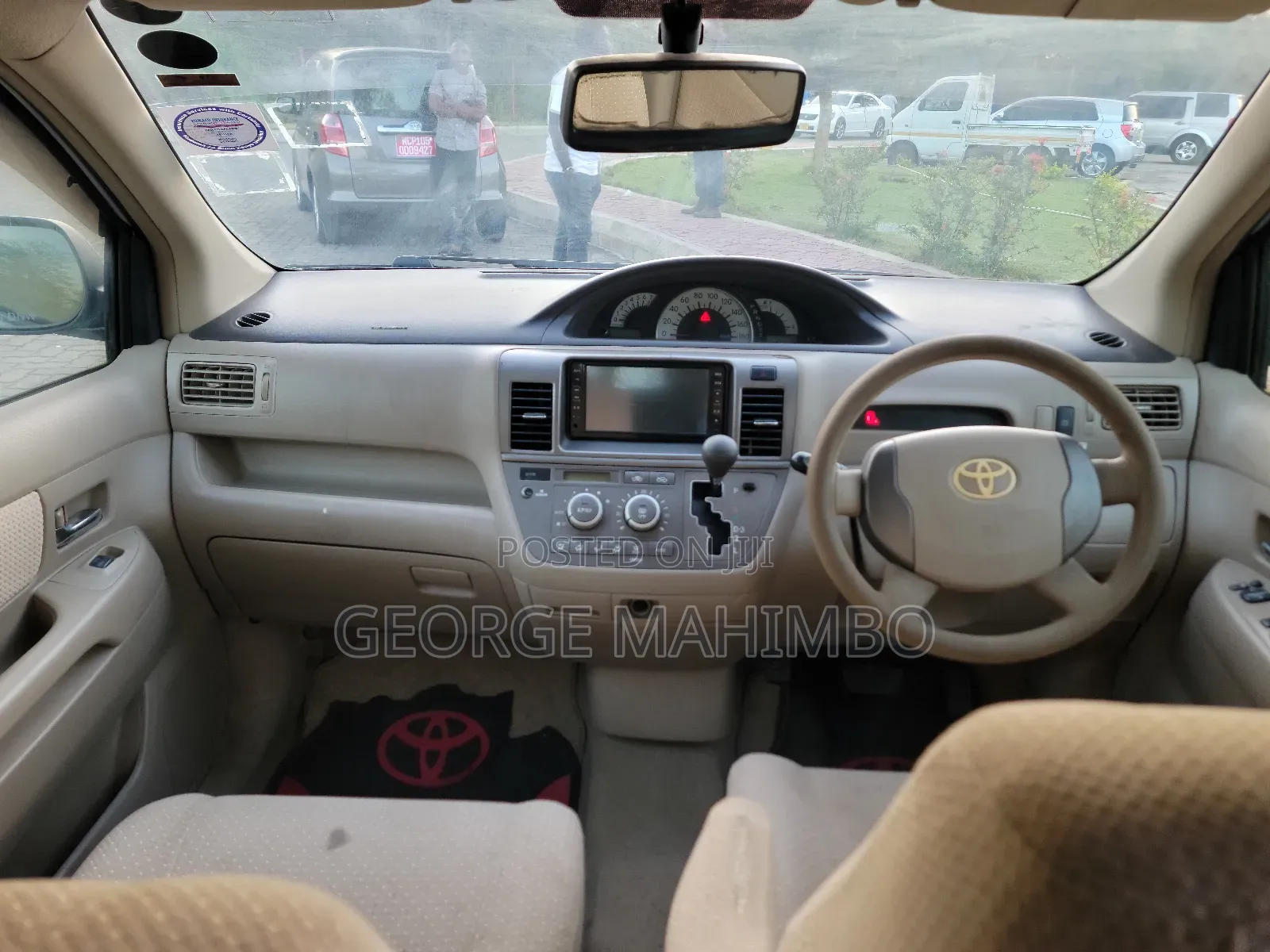 Toyota Raum 2005 Silver