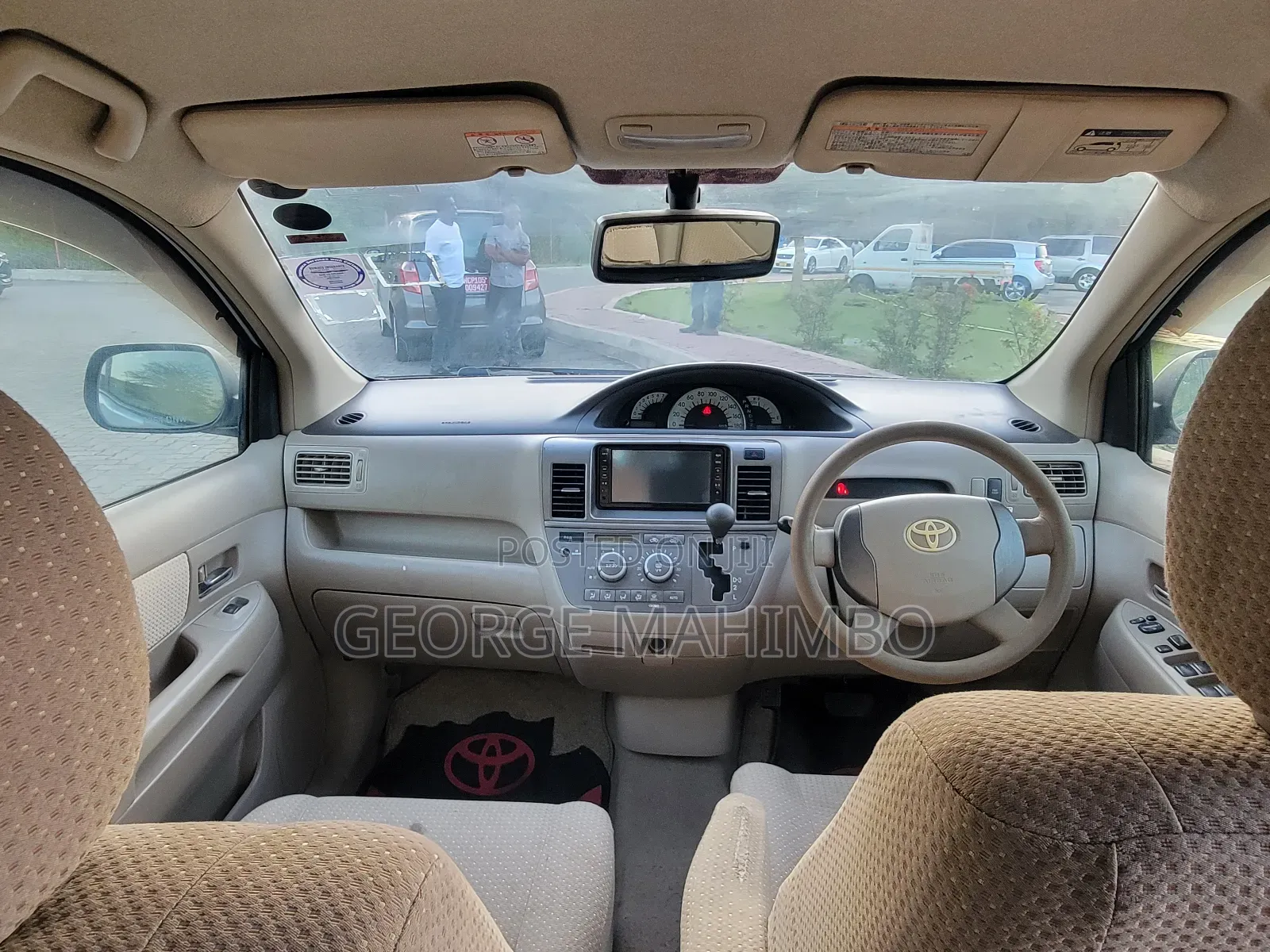 Toyota Raum 2005 Silver