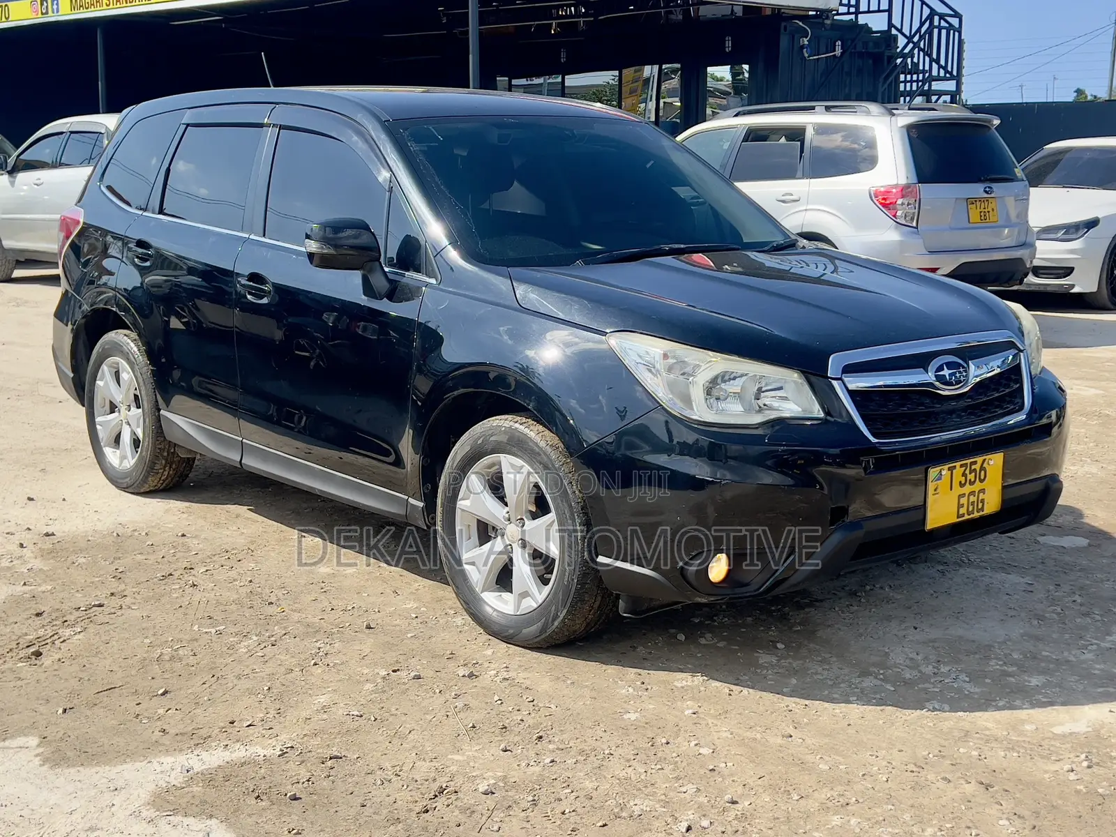 Subaru Forester 2.0XT Premium 4dr SUV AWD (2.0L 4cyl Turbo CVT) 2014 Black