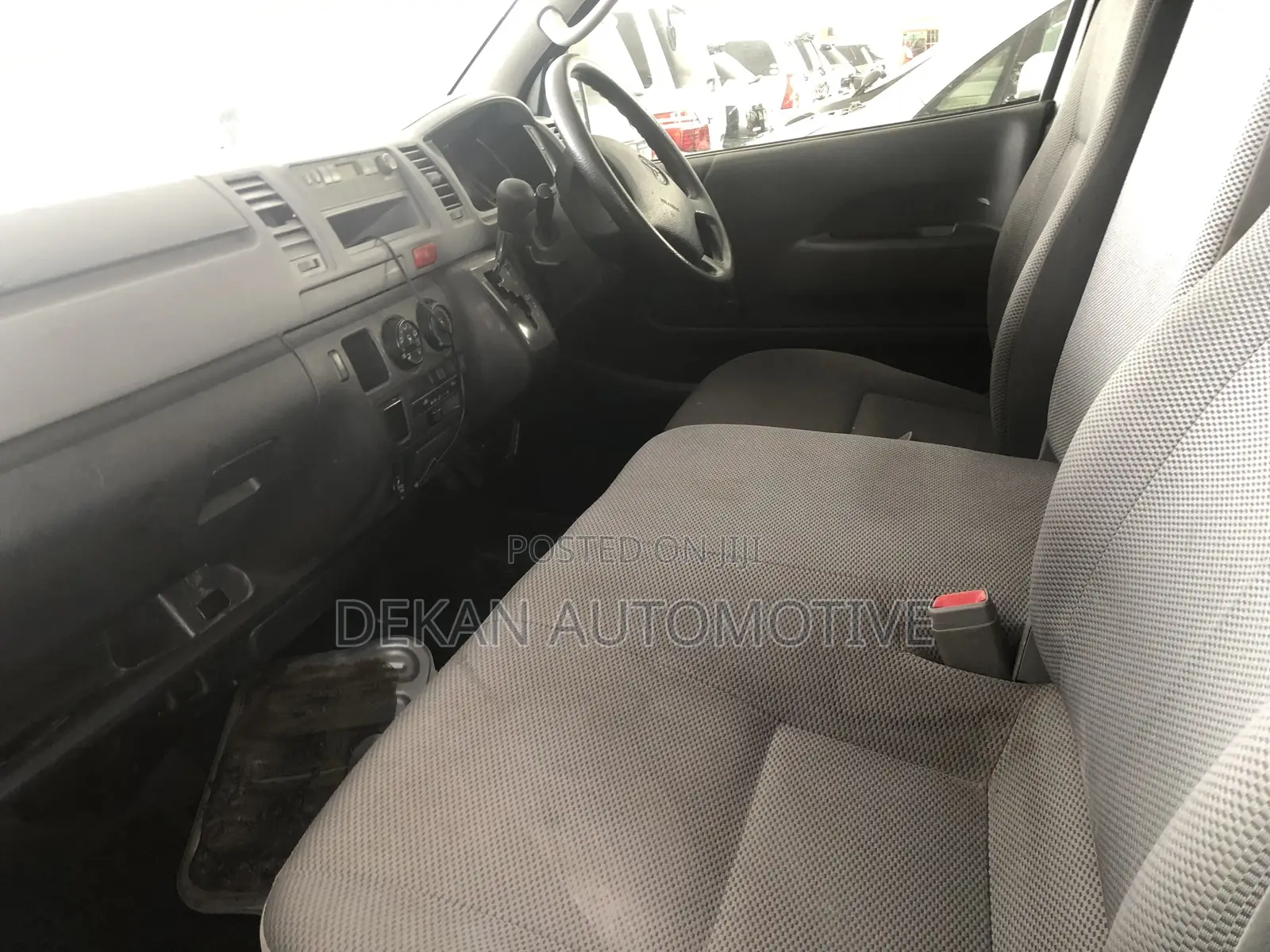 Toyota HiAce 2008 Silver