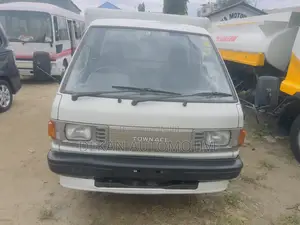 Toyota Town Ace