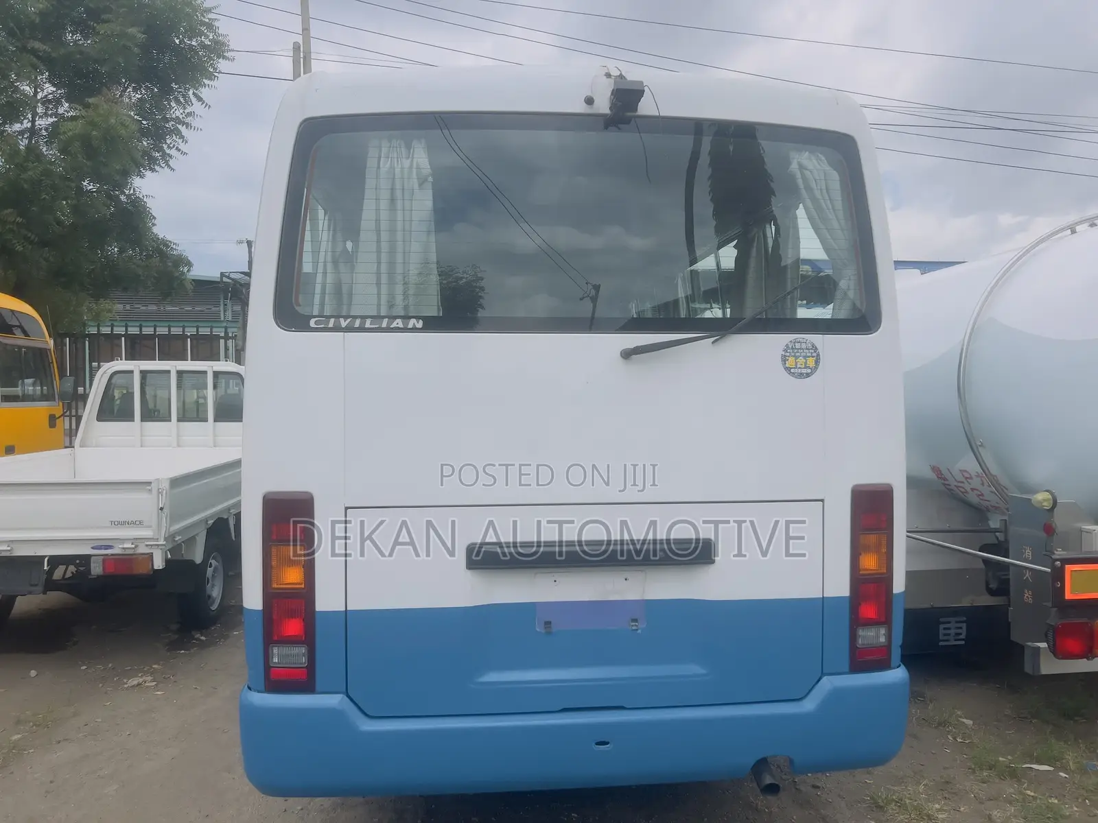 Nissan Civilian 2003 White