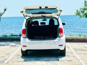 Toyota Corolla Rumion 2007 White