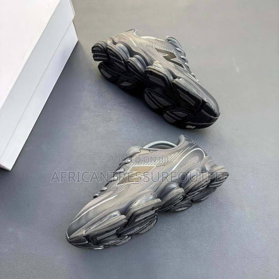 New Balance 2000 Sneakers Collection Available Size 40-44