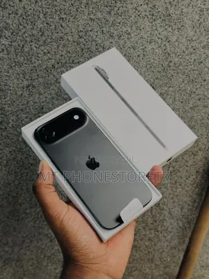 New Apple iPhone Air 256 GB