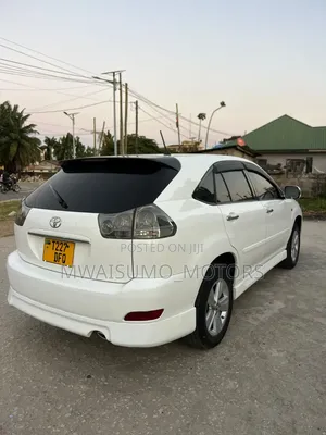 Toyota Harrier 2004 White
