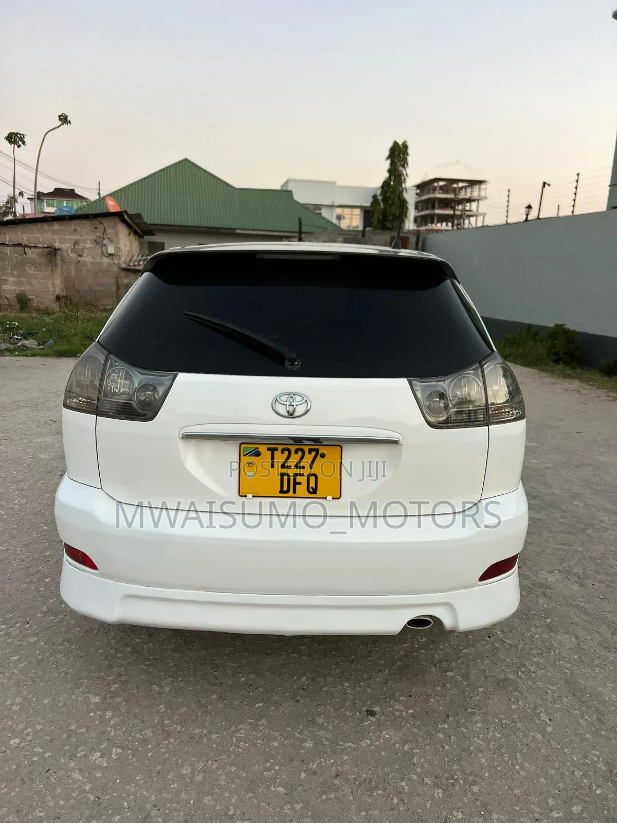 Toyota Harrier 2004 White