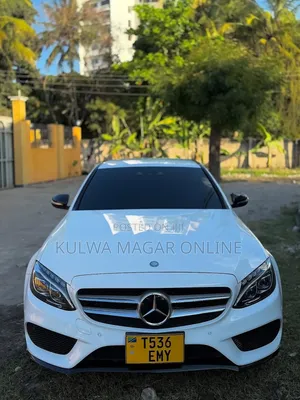 Mercedes-Benz C-Class 2014 White