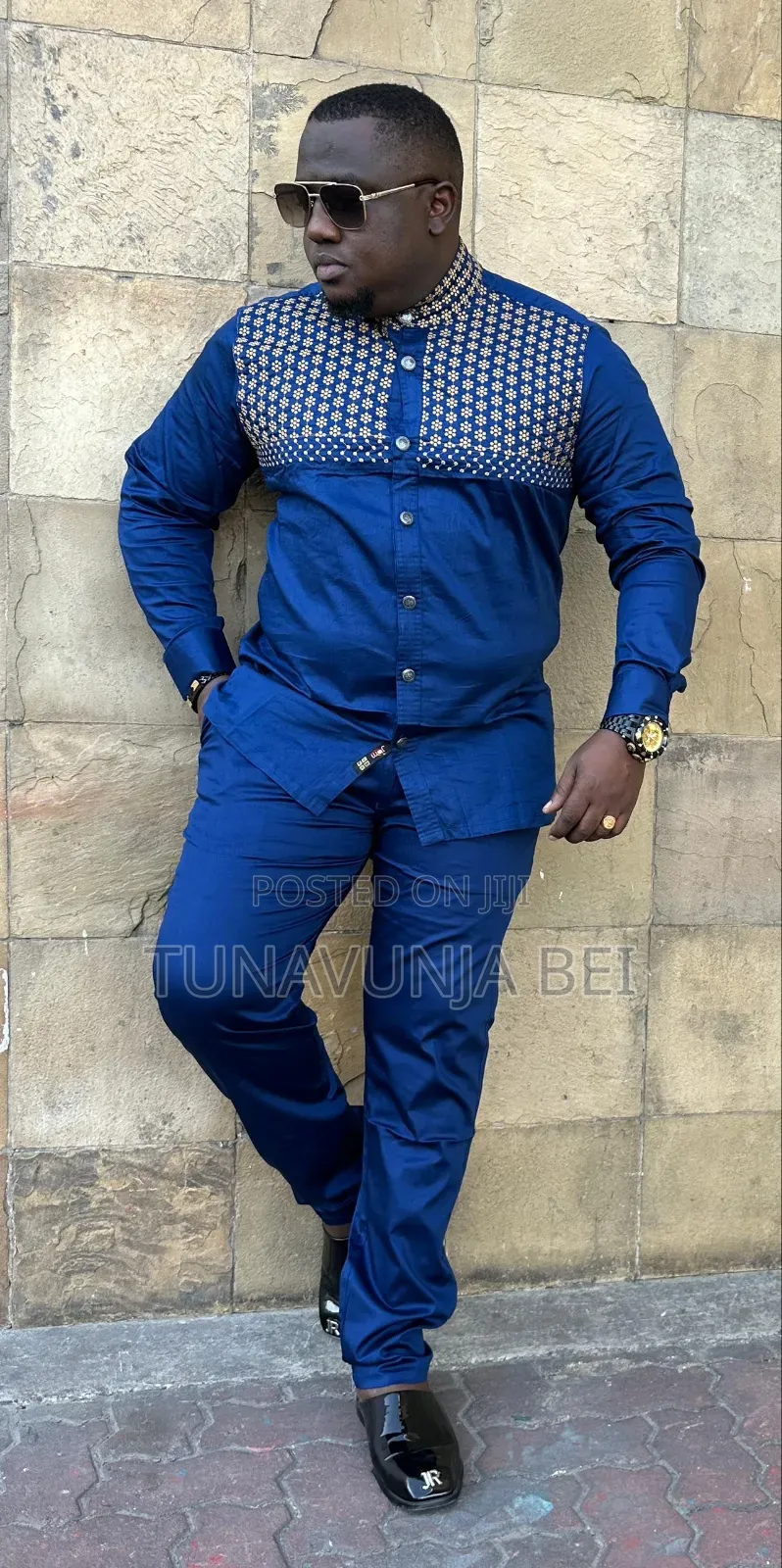 Complete Embroided / Casual Suit