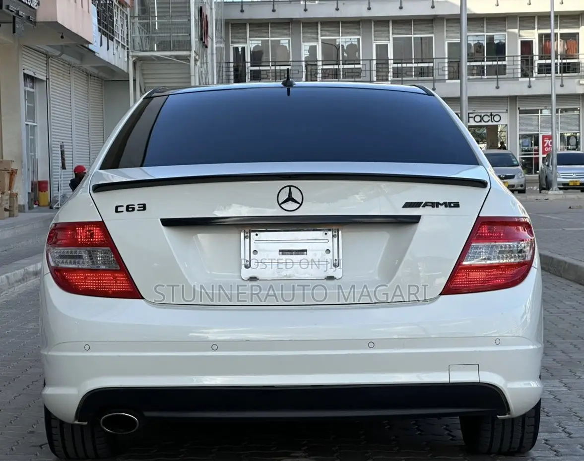 Mercedes-Benz C-Class 2008 White