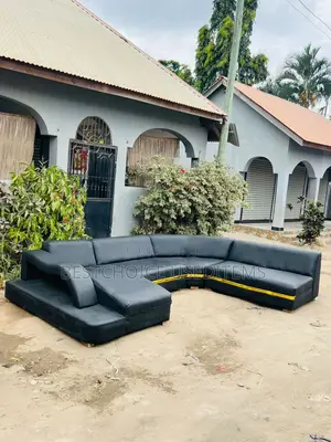 Nauzaa Sofa Set Kalii Used Clean Bei Ni Tu
