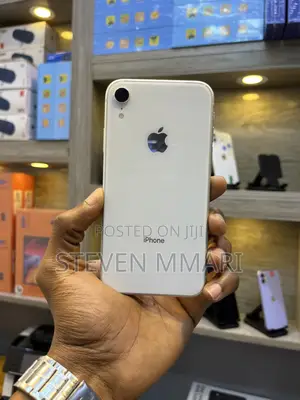 New Apple iPhone XR 64 GB White