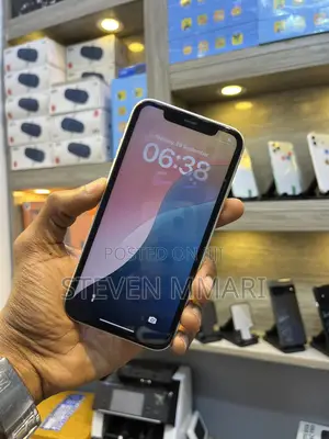 New Apple iPhone XR 64 GB White